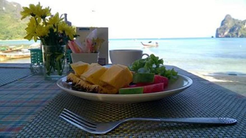 The Beacha Club Hotel Islas Phi Phi Exterior foto